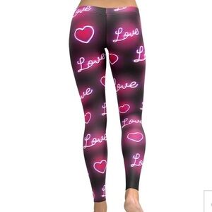 Fiercepulse Neon Love ❤️ Capri Leggings Size M